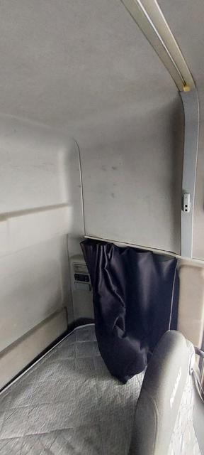 КАМАЗ Седельный тягач КАМАЗ 5490-801-DC (газодизель) — фото 58