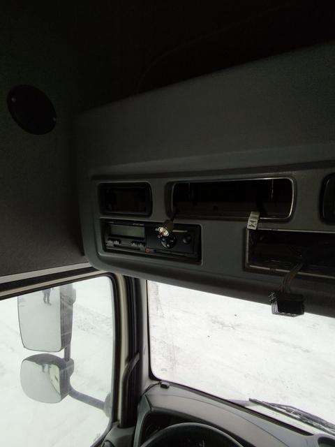 КАМАЗ Седельный тягач КАМАЗ 5490-801-DC (газодизель) — фото 48