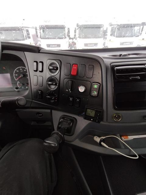 КАМАЗ Седельный тягач КАМАЗ 5490-801-DC (газодизель) — фото 45