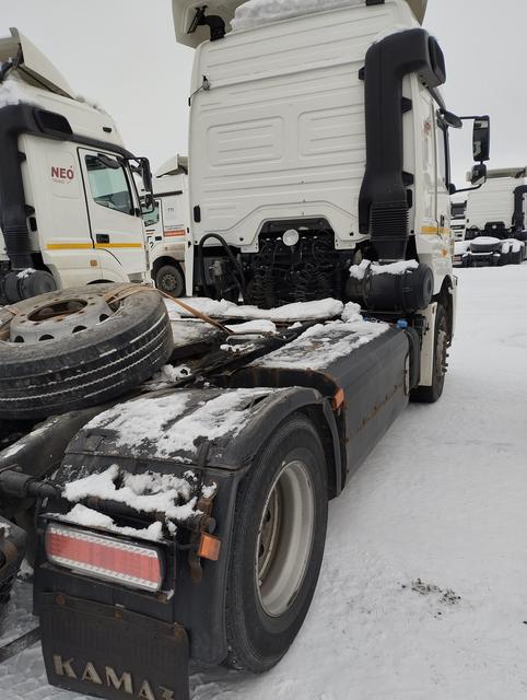 КАМАЗ Седельный тягач КАМАЗ 5490-801-DC (газодизель) — фото 27