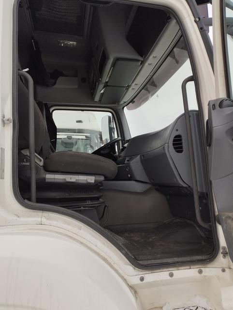 КАМАЗ Седельный тягач КАМАЗ 5490-801-DC (газодизель) — фото 15