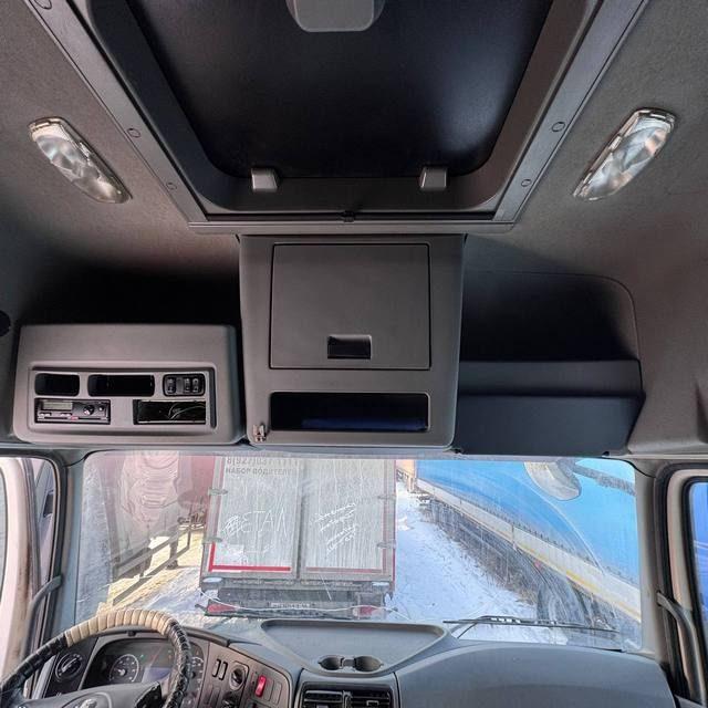 КАМАЗ Седельный тягач КАМАЗ 5490-801-DC (газодизель) — фото 31
