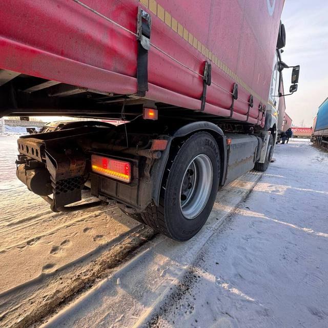 КАМАЗ Седельный тягач КАМАЗ 5490-801-DC (газодизель) — фото 17