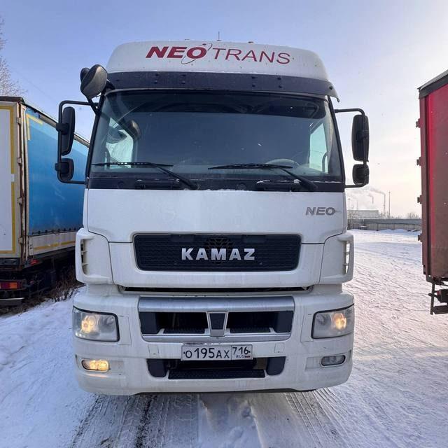 КАМАЗ Седельный тягач КАМАЗ 5490-801-DC (газодизель) — фото 36