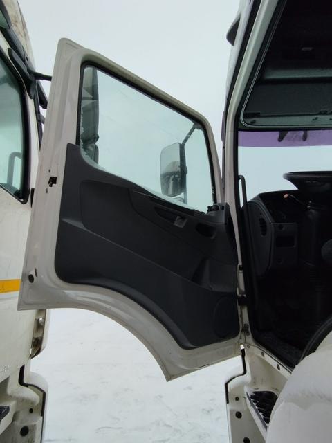 КАМАЗ Седельный тягач КАМАЗ 5490-801-DC (газодизель) — фото 47