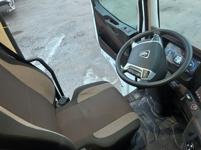 КАМАЗ Седельный тягач КАМАЗ 54901-70014-СА — фото 23