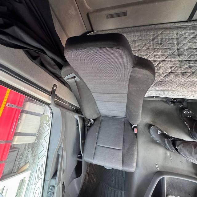 КАМАЗ Седельный тягач КАМАЗ 5490-801-DC (газодизель) — фото 43