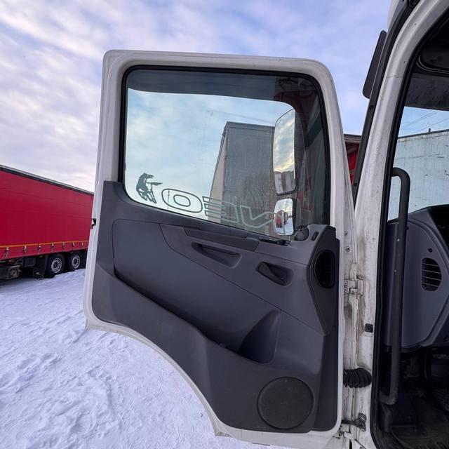 КАМАЗ Седельный тягач КАМАЗ 5490-801-DC (газодизель) — фото 37