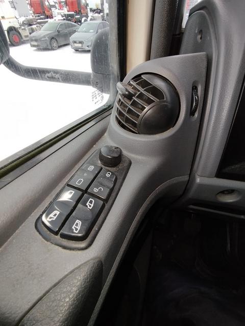 КАМАЗ Седельный тягач КАМАЗ 5490-801-DC (газодизель) — фото 47