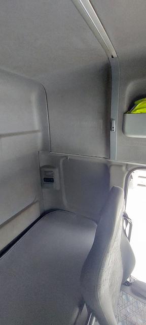КАМАЗ Седельный тягач КАМАЗ 5490-801-DC (газодизель) — фото 52