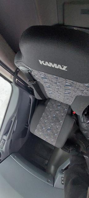 КАМАЗ Седельный тягач КАМАЗ 5490-801-DC (газодизель) — фото 46