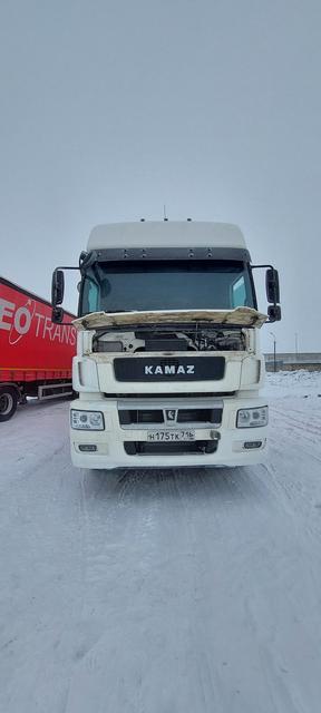 КАМАЗ Седельный тягач КАМАЗ 5490-801-DC (газодизель)