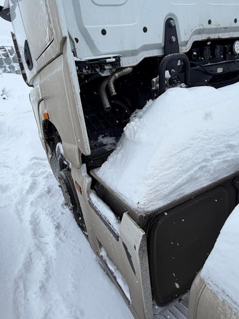 КАМАЗ Седельный тягач КАМАЗ 54901-70014-СА — фото 23