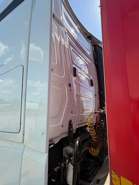 КАМАЗ Седельный тягач КАМАЗ 54901-70014-СА — фото 40