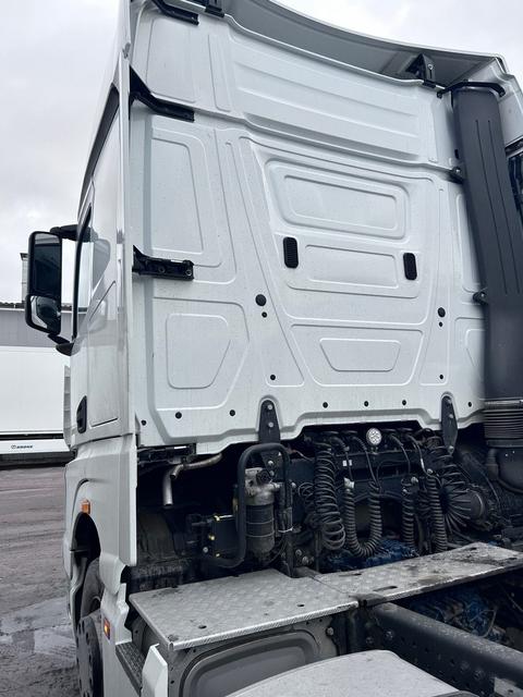 КАМАЗ Седельный тягач КАМАЗ 54901-70014-СА — фото 23