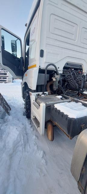 КАМАЗ Седельный тягач КАМАЗ 5490-801-DC (газодизель) — фото 21
