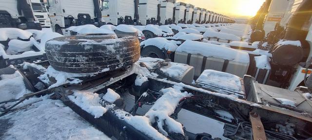 КАМАЗ Седельный тягач КАМАЗ 5490-801-DC (газодизель) — фото 12