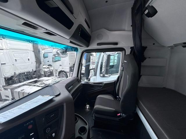 КАМАЗ Седельный тягач КАМАЗ 54901-70014-СА — фото 29