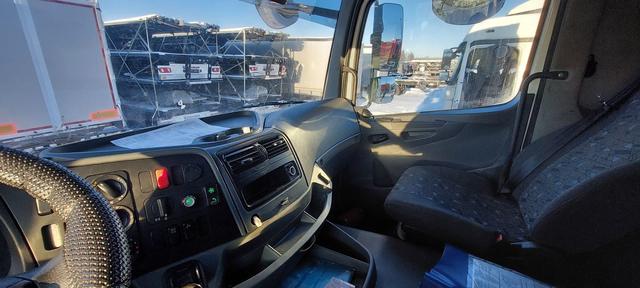 КАМАЗ Седельный тягач КАМАЗ 5490-801-DC (газодизель) — фото 29