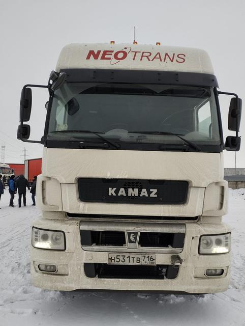 КАМАЗ Седельный тягач КАМАЗ 5490-801-DC (газодизель)