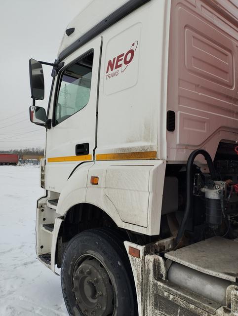 КАМАЗ Седельный тягач КАМАЗ 5490-801-DC (газодизель) — фото 34