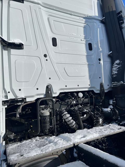 КАМАЗ Седельный тягач КАМАЗ 54901-70014-СА — фото 19