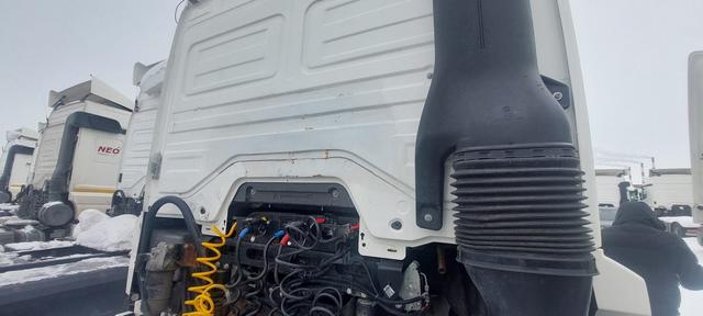 КАМАЗ Седельный тягач КАМАЗ 5490-801-DC (газодизель) — фото 17