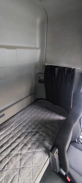 КАМАЗ Седельный тягач КАМАЗ 5490-801-DC (газодизель) — фото 44