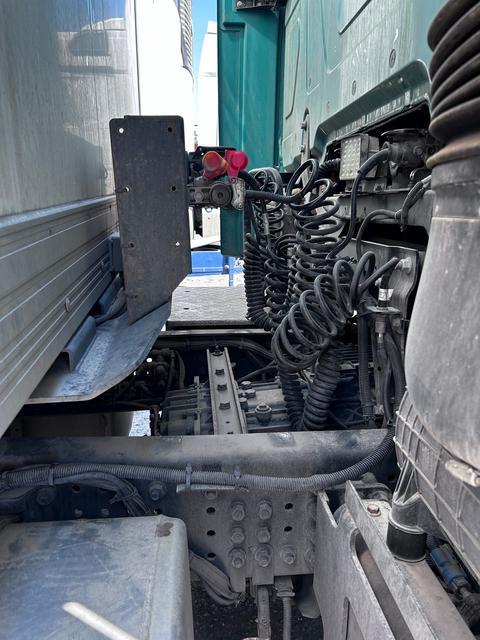 КАМАЗ Седельный тягач КАМАЗ 54901-70014-СА — фото 15