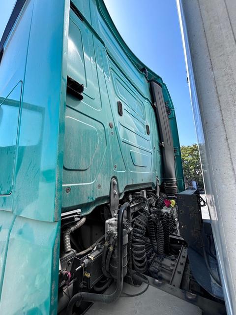 КАМАЗ Седельный тягач КАМАЗ 54901-70014-СА — фото 27