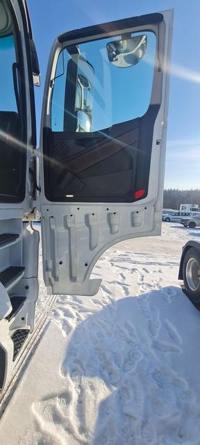 КАМАЗ Седельный тягач КАМАЗ 54901-70014-СА — фото 7