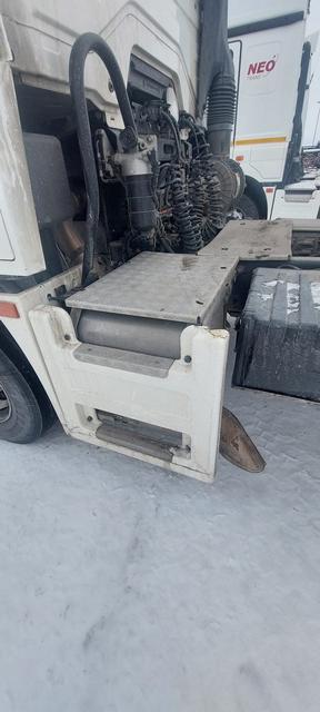 КАМАЗ Седельный тягач КАМАЗ 5490-801-DC (газодизель) — фото 27