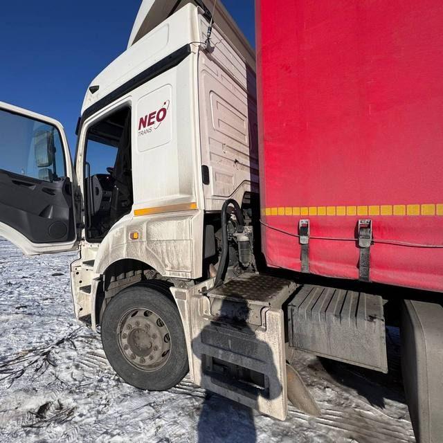 КАМАЗ Седельный тягач КАМАЗ 5490-801-DC (газодизель) — фото 17