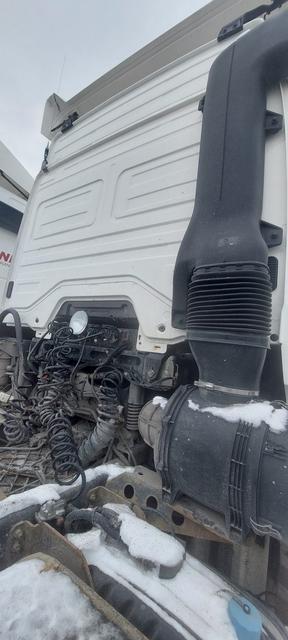 КАМАЗ Седельный тягач КАМАЗ 5490-801-DC (газодизель) — фото 19