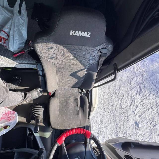 КАМАЗ Седельный тягач КАМАЗ 5490-801-DC (газодизель) — фото 41