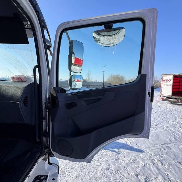 КАМАЗ Седельный тягач КАМАЗ 5490-801-DC (газодизель) — фото 30