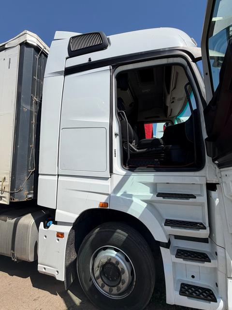 КАМАЗ Седельный тягач КАМАЗ 54901-70014-СА — фото 17