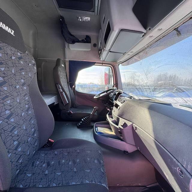 КАМАЗ Седельный тягач КАМАЗ 5490-801-DC (газодизель) — фото 23