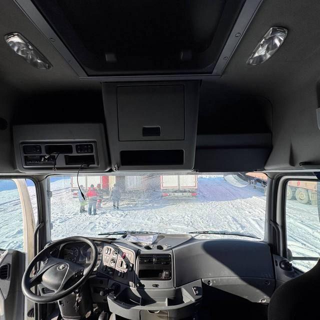 КАМАЗ Седельный тягач КАМАЗ 5490-801-DC (газодизель) — фото 46