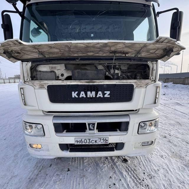 КАМАЗ Седельный тягач КАМАЗ 5490-801-DC (газодизель) — фото 5