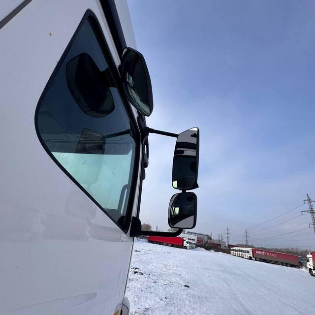 КАМАЗ Седельный тягач КАМАЗ 5490-801-DC (газодизель) — фото 17