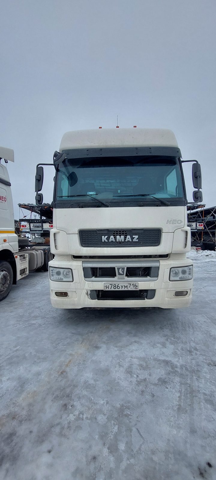 КАМАЗ Седельный тягач КАМАЗ 5490-801-DC (газодизель)