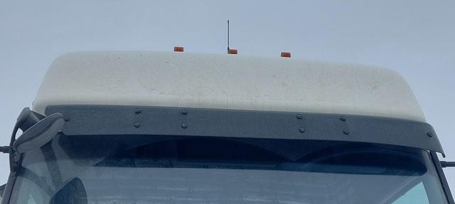 КАМАЗ Седельный тягач КАМАЗ 5490-801-DC (газодизель) — фото 2