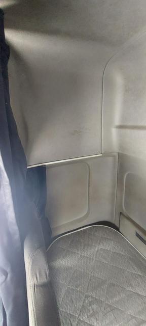 КАМАЗ Седельный тягач КАМАЗ 5490-801-DC (газодизель) — фото 51