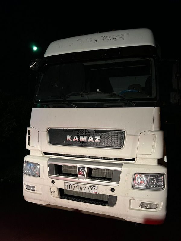 КАМАЗ Седельный тягач КАМАЗ 5490-892-DC (газодизель)