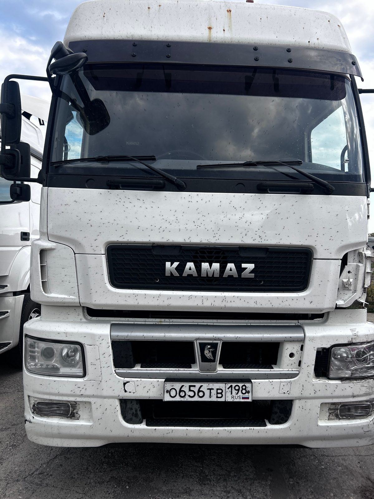 КАМАЗ Седельный тягач КАМАЗ 5490-80802-90(5P) (КПГ)