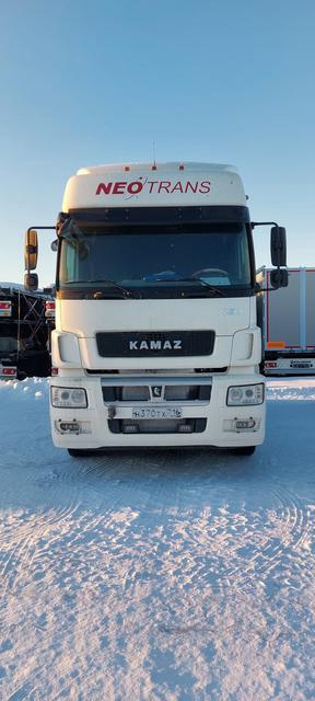 КАМАЗ Седельный тягач КАМАЗ 5490-801-DC (газодизель)