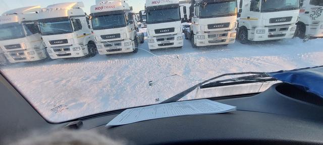 КАМАЗ Седельный тягач КАМАЗ 5490-801-DC (газодизель) — фото 32