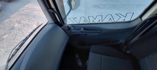 КАМАЗ Седельный тягач КАМАЗ 5490-801-DC (газодизель) — фото 34