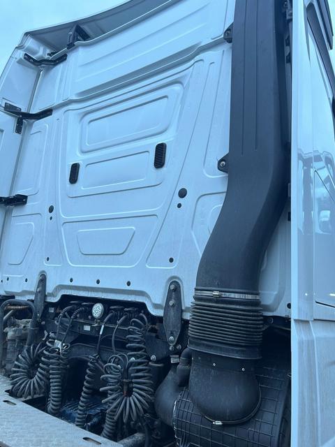 КАМАЗ Седельный тягач КАМАЗ 54901-70014-СА — фото 29